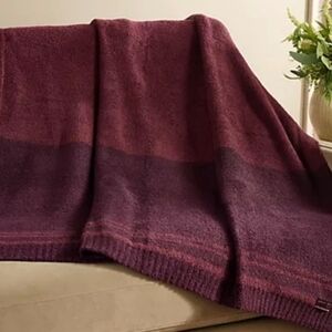 Barefoot Dreams CozyChic 45x60 Tri-Color Blanket in Black Current. NEW